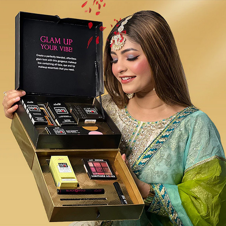 Flat Savings Alert! Up to 30% OFF + Extra 10% OFF with Coupon on Makeup Sets & Boxes